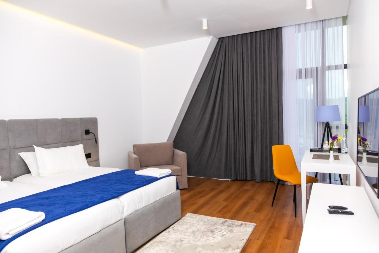 N Hotel By Noshi Rinas Екстер'єр фото